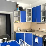 в частном доме в аркадии