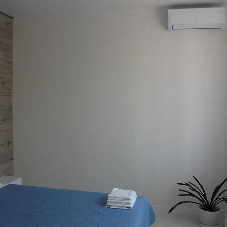 в частном доме в аркадии