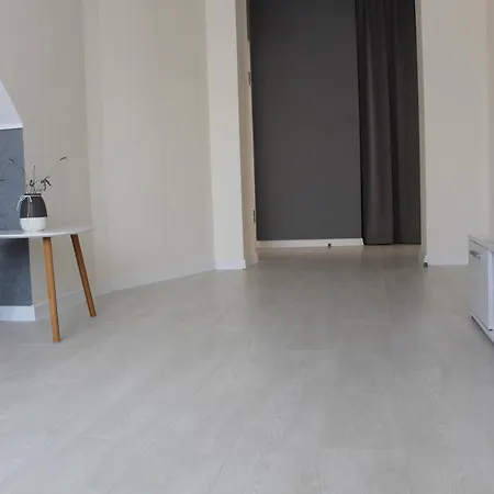 в частном доме в аркадии Apartment